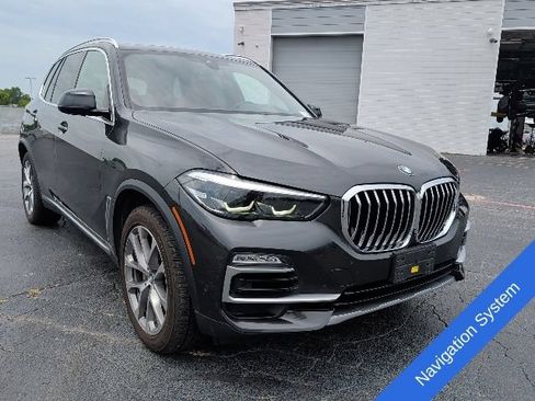 Used 2019 BMW X5 xDrive40i w/ Convenience Package AWD/4WD image 3