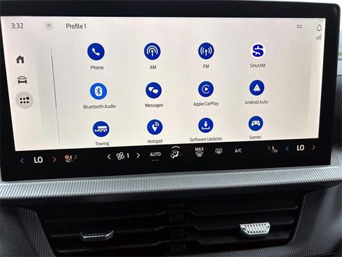 Used 2025 Ford Explorer ST-Line image 28