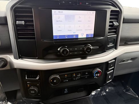 Used 2023 Ford F150 XLT image 12