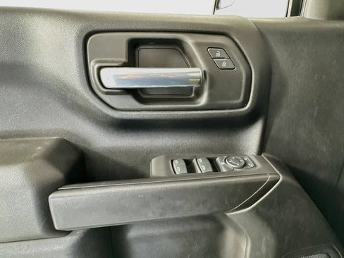 Used 2021 Chevrolet Silverado 1500 Custom Trail Boss AWD/4WD image 14