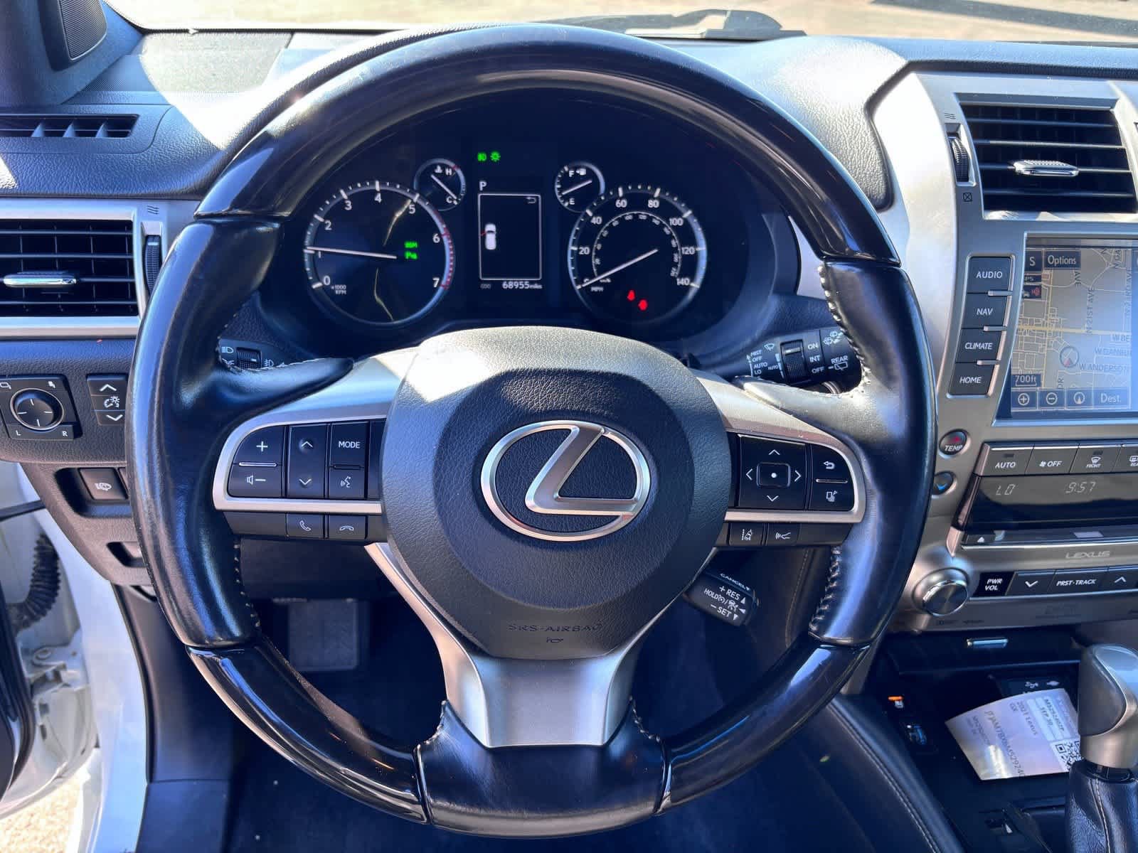 Used 2021 Lexus GX 460 Premium w/ Accessory Package AWD/4WD image 16