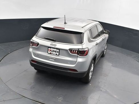 New 2025 Jeep Compass Sport w/ Mopar Graphics Package image 41