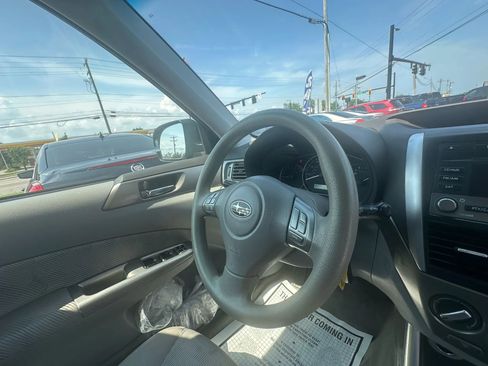 Used 2010 Subaru Forester 2.5X Premium image 26