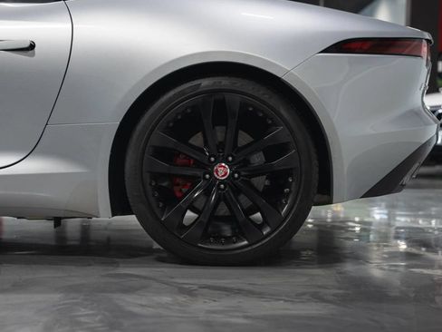 Used 2020 Jaguar F-TYPE Convertible RWD image 12