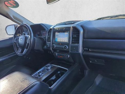 Used 2019 Ford Expedition Max Platinum image 22