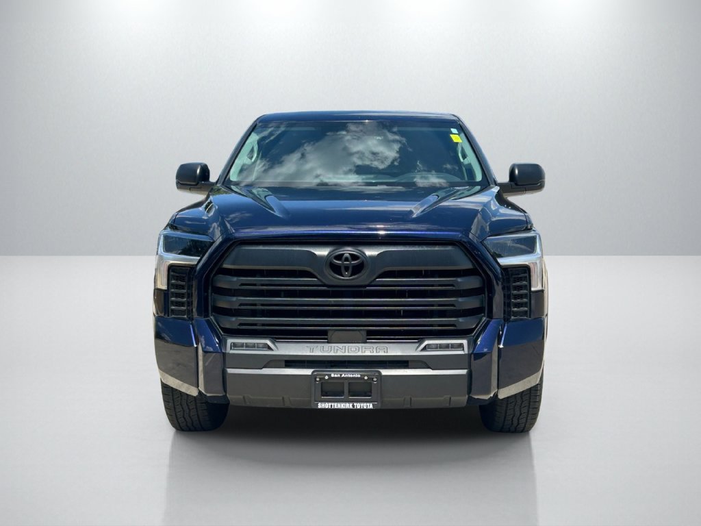 Used 2023 Toyota Tundra SR5 RWD image 2