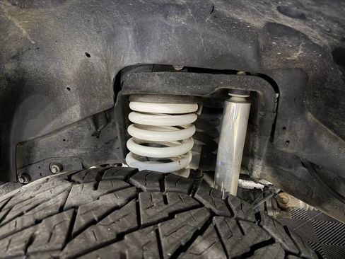 Used 2018 RAM 2500 Laramie w/ Sport Appearance Group image 9