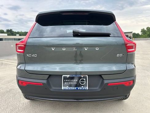 Certified 2026 Volvo XC40 B5 Plus AWD/4WD image 7