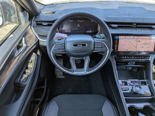 New 2026 Jeep Grand Cherokee Altitude AWD/4WD image 15