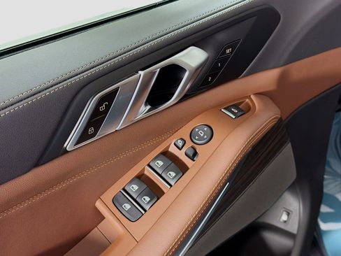 New 2026 BMW X5 xDrive50e w/ Executive Package image 21