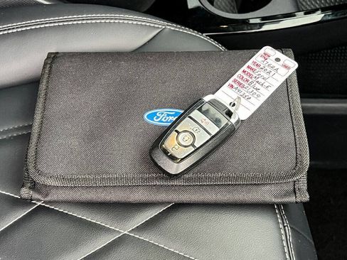 Used 2021 Ford Mustang Mach-E Select w/ Comfort/Appearance Package image 38