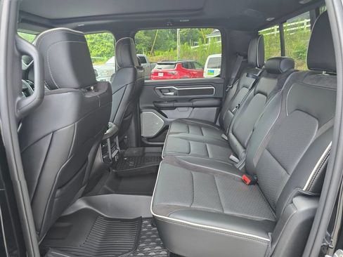 New 2026 RAM 1500 Laramie AWD/4WD image 10