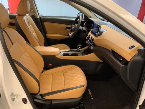 Used 2024 Nissan Sentra SV w/ SV Premium Package image 52