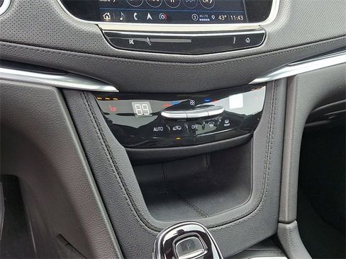 Certified 2024 Cadillac XT5 Premium Luxury w/ Technology Package image 13