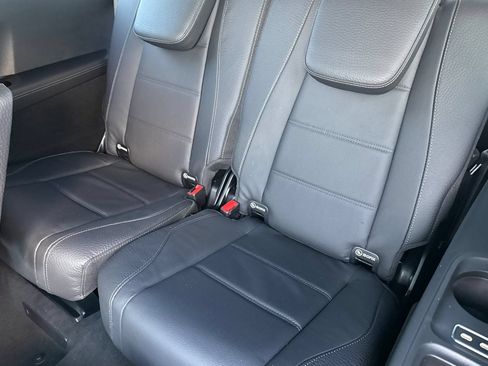 New 2025 Mercedes-Benz GLS 580 4MATIC image 17