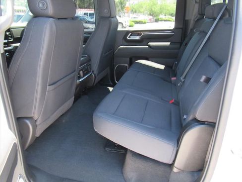Used 2025 GMC Sierra 2500 SLE AWD/4WD image 34