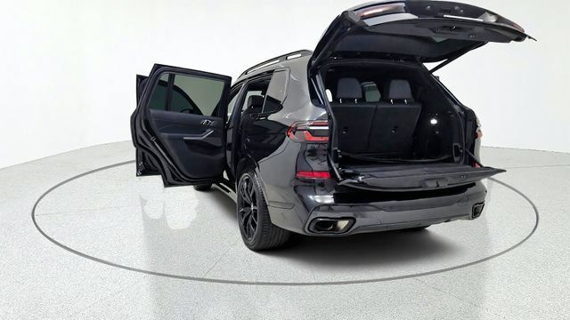 Used 2023 BMW X7 xDrive40i w/ Executive Package AWD/4WD image 17
