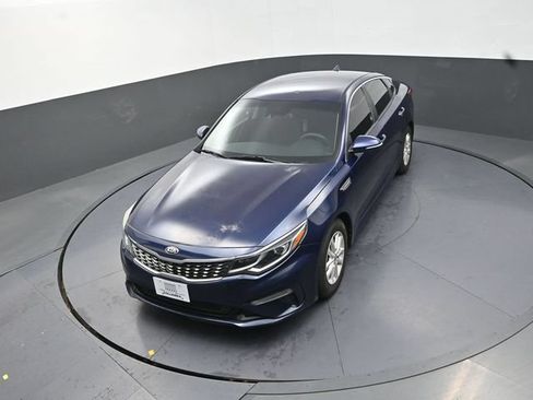 Used 2019 Kia Optima LX FWD image 13