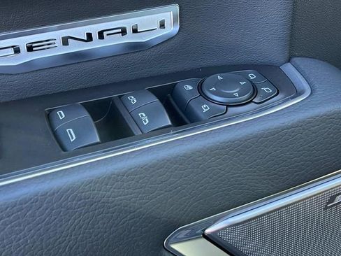 New 2025 GMC Sierra 1500 Denali image 21