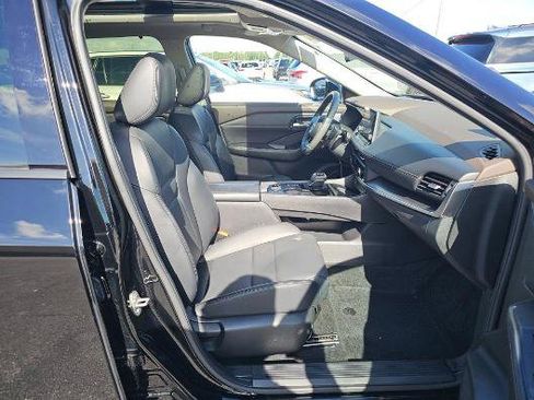 Used 2023 Nissan Rogue SV w/ SV Premium B Package AWD/4WD image 11