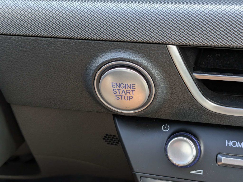 Used 2025 Hyundai Sonata SEL FWD image 26