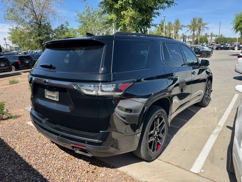 Used 2020 Chevrolet Traverse Premier w/ Redline Edition image 3