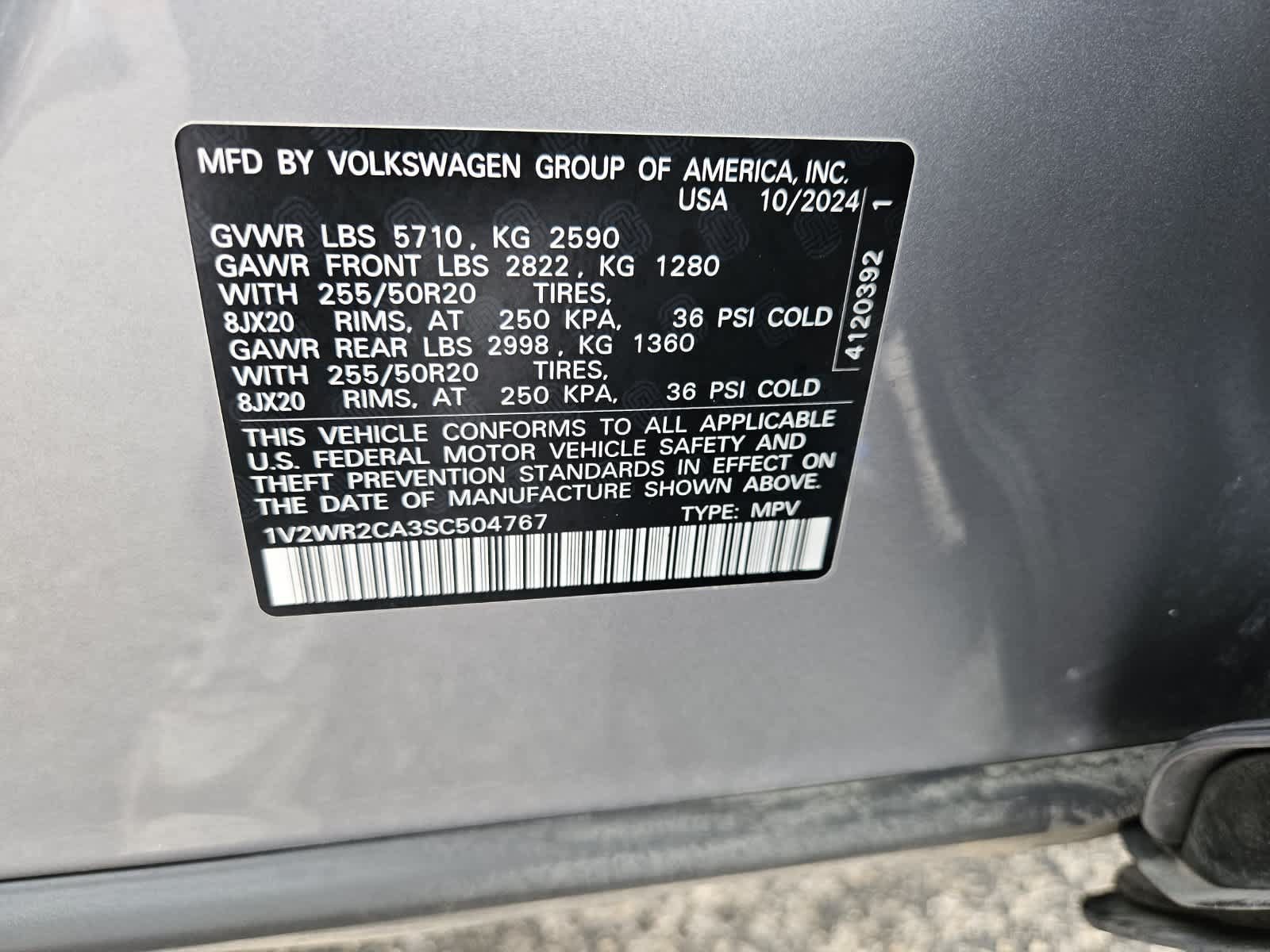 Used 2025 Volkswagen Atlas SE FWD image 31