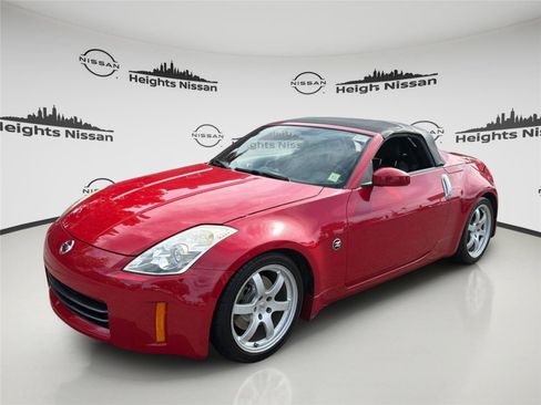 Used 2006 Nissan 350Z Touring RWD image 2
