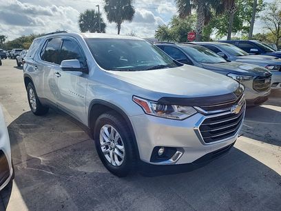Used 2020 Chevrolet Traverse LT
