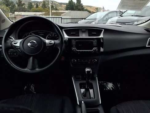 Used 2017 Nissan Sentra SV image 19