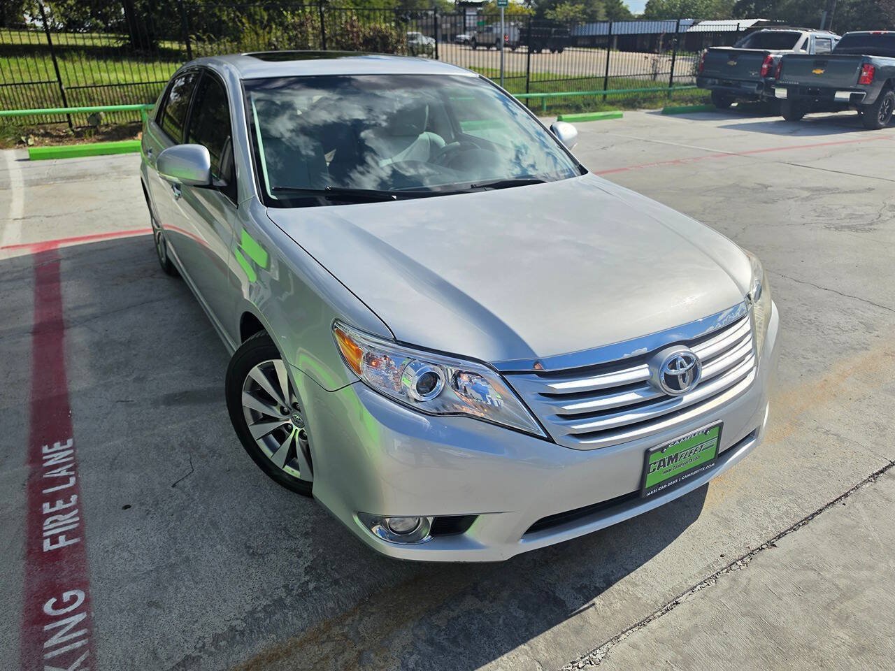 Used 2011 Toyota Avalon Limited FWD image 61