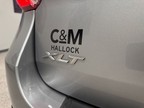 Used 2023 Ford Explorer XLT w/ Equipment Group 202A image 14