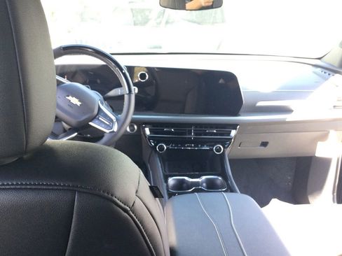 New 2025 Chevrolet Traverse LT w/ Enhanced Driving Package image 34