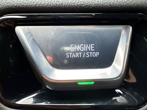 New 2026 GMC Yukon Elevation image 28