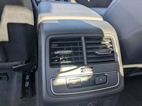 Used 2022 Audi A4 2.0T Premium Plus w/ Premium Plus Package image 15