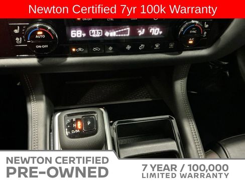 Used 2023 Nissan Pathfinder Platinum AWD/4WD image 14