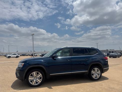 Used 2020 Volkswagen Atlas SEL FWD image 11