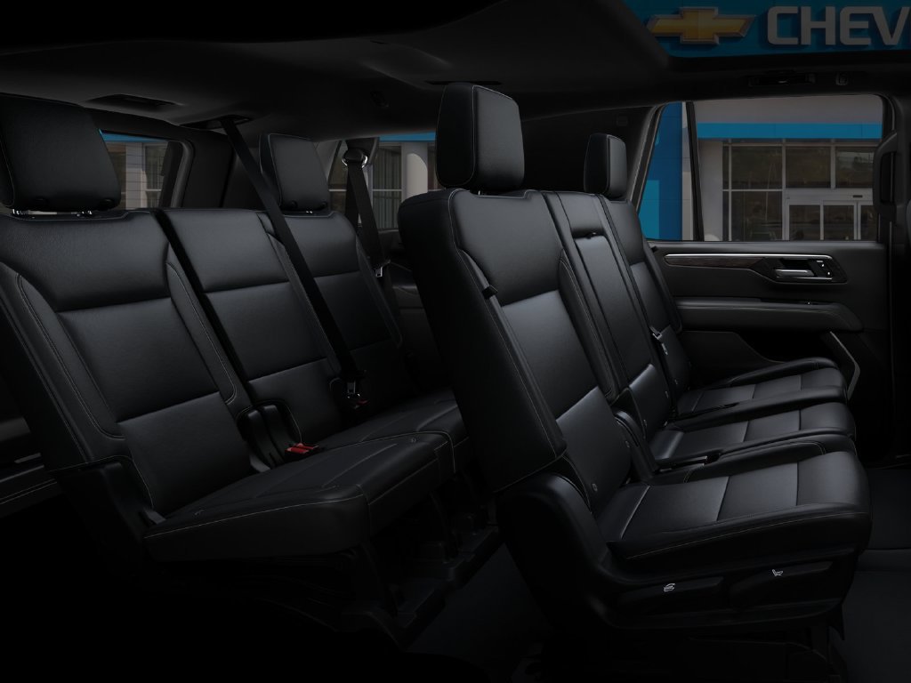 New 2027 Chevrolet Tahoe Z71 w/ Sun And Tow Package AWD/4WD image 15
