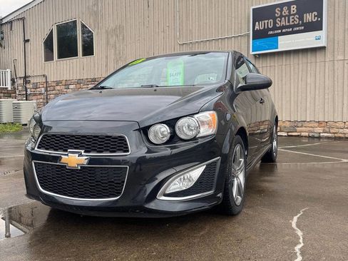 Used 2013 Chevrolet Sonic RS image 10
