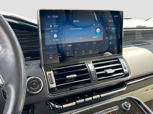 Used 2023 Lincoln Navigator Black Label AWD/4WD image 15