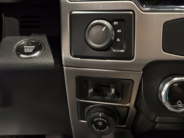Used 2022 Ford F350 Platinum AWD/4WD image 13