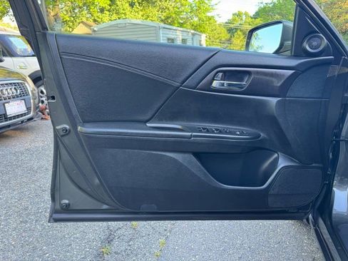 Used 2013 Honda Accord EX image 15