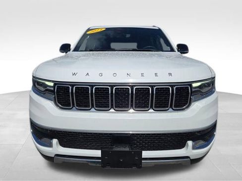 Used 2024 Jeep Wagoneer L Series III w/ Flexible Seating Group image 4
