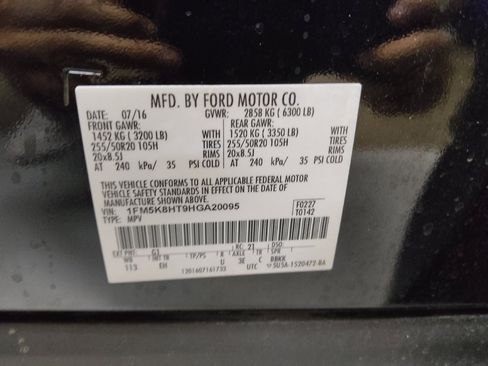 Used 2017 Ford Explorer Platinum AWD/4WD image 33
