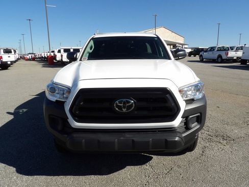 Used 2021 Toyota Tacoma SR image 12