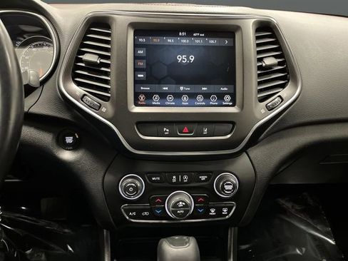 Used 2021 Jeep Cherokee Trailhawk w/ Trailer Tow Group image 8