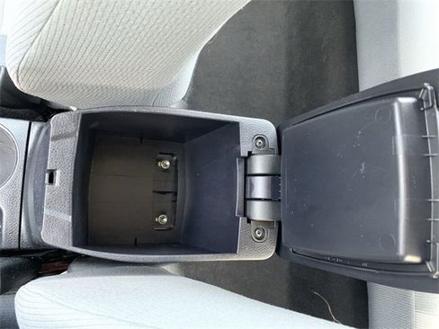 Used 2014 Toyota Corolla L image 24