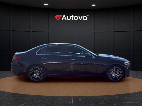 Used 2025 Mercedes-Benz C 300 Sedan image 6