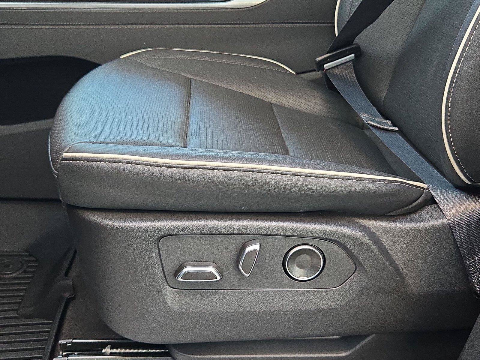 Certified 2026 Cadillac Escalade Luxury w/ LPO, Floor Liner Package RWD image 26