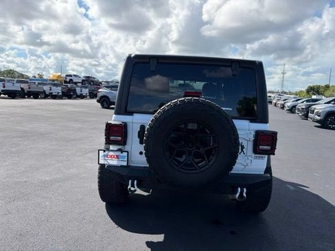 Used 2020 Jeep Wrangler Unlimited Sport S AWD/4WD image 5